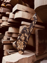 Load image into Gallery viewer, Floral LP Pyrography Pickguard