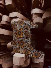 Load image into Gallery viewer, Hand-illustrated Floral Model-T Pickguard