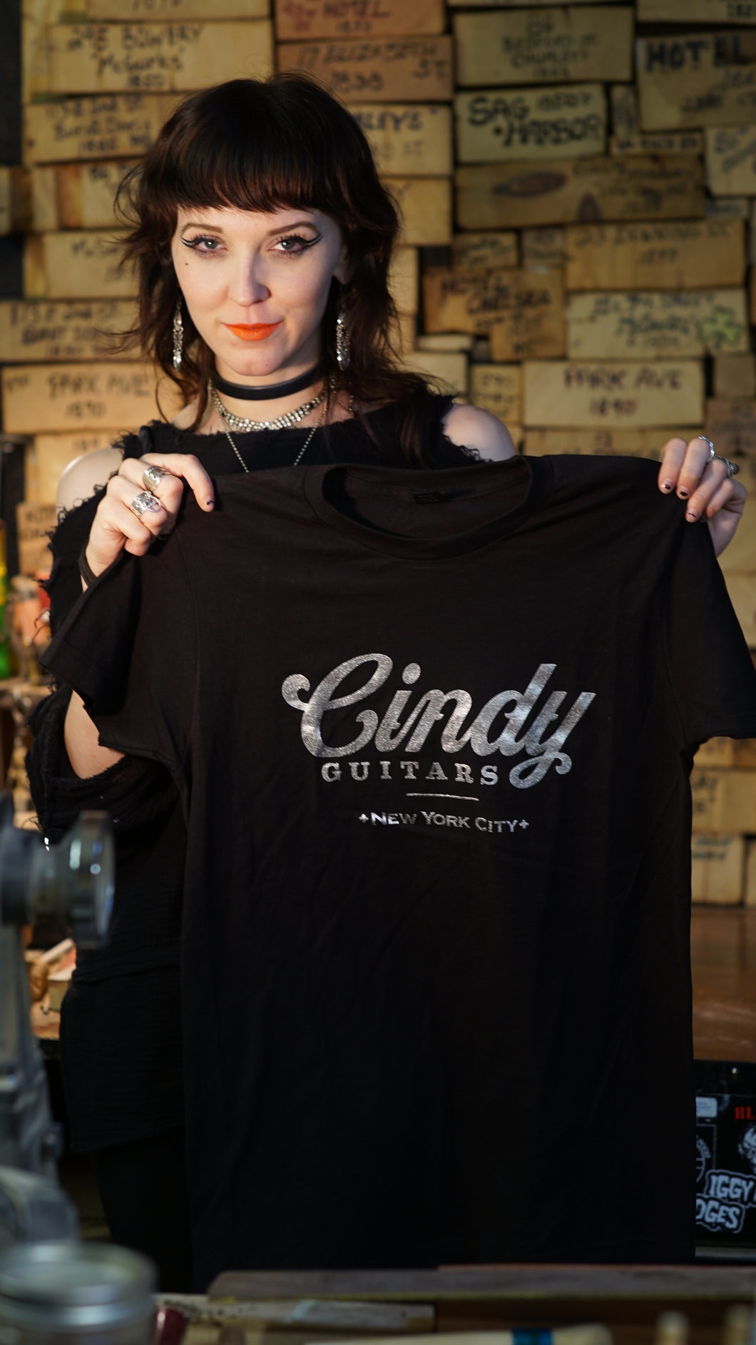 Cindy Guitars Silver Logo Short Sleeve